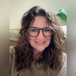 Meet your Posher, Karen